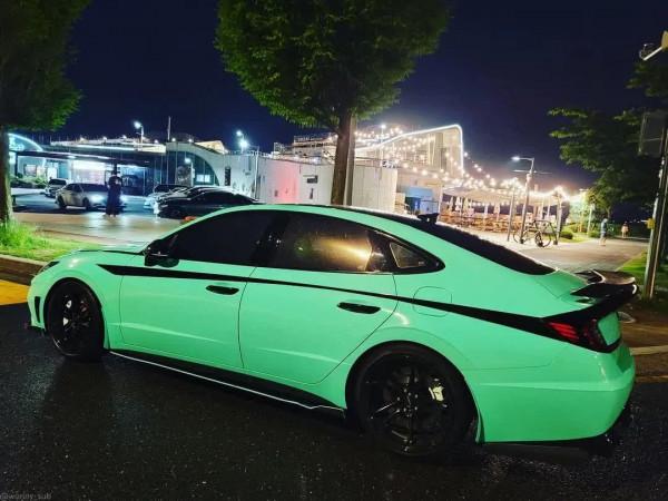 被“鯰魚臉”坑慘了的索納塔10改裝過後明顯帥多了 被“鯰魚臉”坑慘了的索納塔10改裝過後明顯帥多了