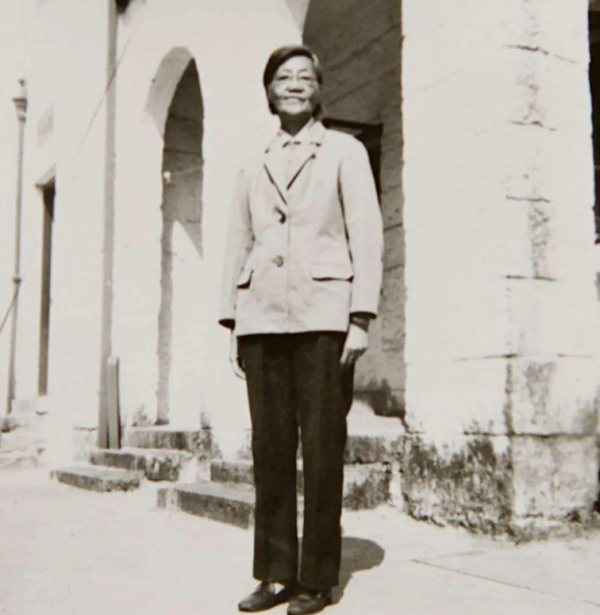 本可以追逐諾貝爾獎，卻為研究我國首顆原子彈，她選擇了隱姓埋名