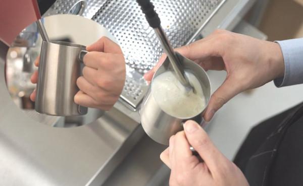 不用選點也能打發穩定的奶泡？