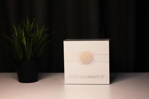 主打健康監測，兼顧續航和戶外使用 - 華碩健康表2代 VivoWatch SP
