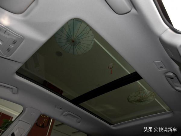 大尺寸次旗艦,實惠價格的大SUV,還是2.0T自動擋,帶你看紅旗HS7 大尺寸次旗艦,實惠價格的大SUV,還是2.0T自動擋,帶你看紅旗HS7