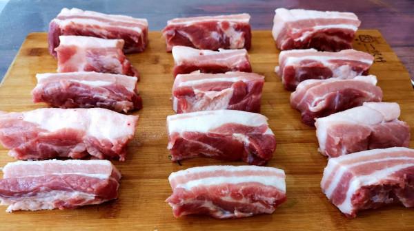 天冷後該多吃燉肉,大廚分享5個燉肉訣竅,燉肉鮮嫩入味不腥不柴 天冷後該多吃燉肉,大廚分享5個燉肉訣竅,燉肉鮮嫩入味不腥不柴