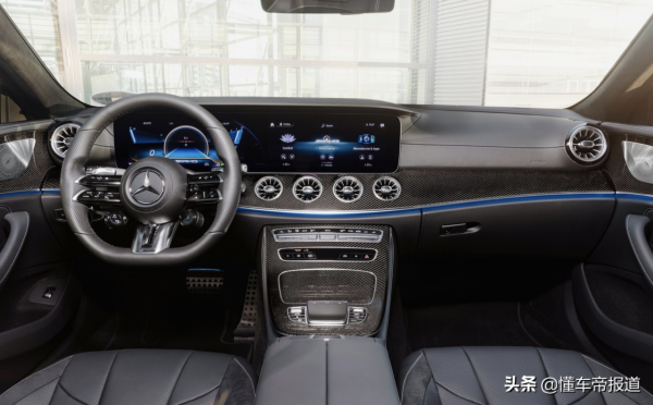 新車 &vert; 原廠&OpenCurlyDoubleQuote;黑化&rdquo;風格，百公里加速4&period;5秒，CLS53 AMG官圖釋出