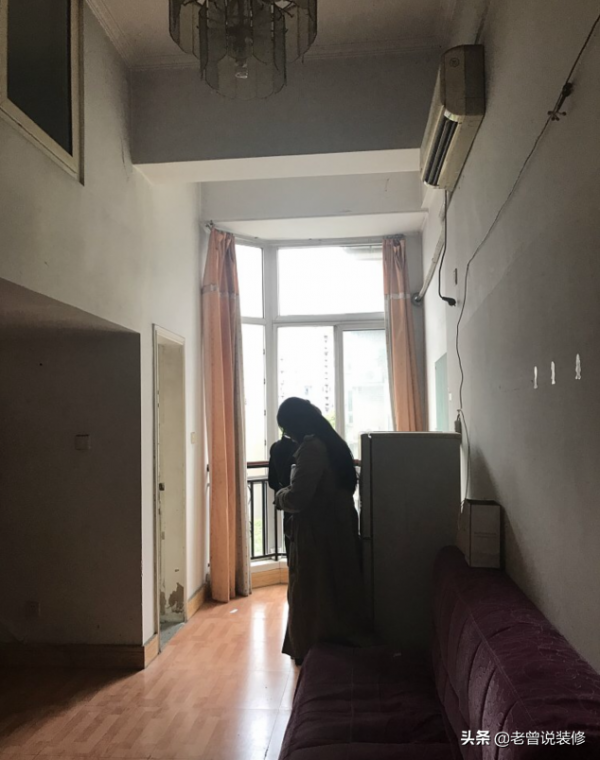 這是我見過空間利用到最極致的家，34㎡當兩室一廳用，還帶衣帽間