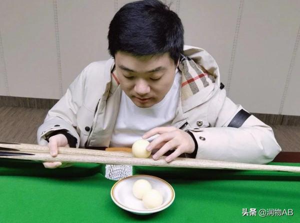 冠中冠:丁俊暉需3巨頭3傑連拉兩把 有3位關鍵對手;馬奎爾已入圍 冠中冠:丁俊暉需3巨頭3傑連拉兩把 有3位關鍵對手;馬奎爾已入圍