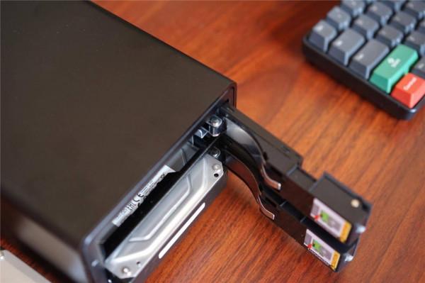 ORICO兩盤位陣列櫃體驗：RAID智慧陣列加持，給資料一個安全的家