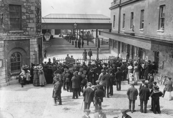 相機捕捉到了泰坦尼克號上的最後幾天的真實情況 相機捕捉到了泰坦尼克號上的最後幾天的真實情況