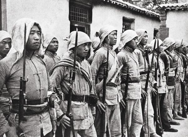 幫日軍挖護路溝?鬼子驗收挑大拇指,幾天後就明白上了八路軍的當 幫日軍挖護路溝?鬼子驗收挑大拇指,幾天後就明白上了八路軍的當