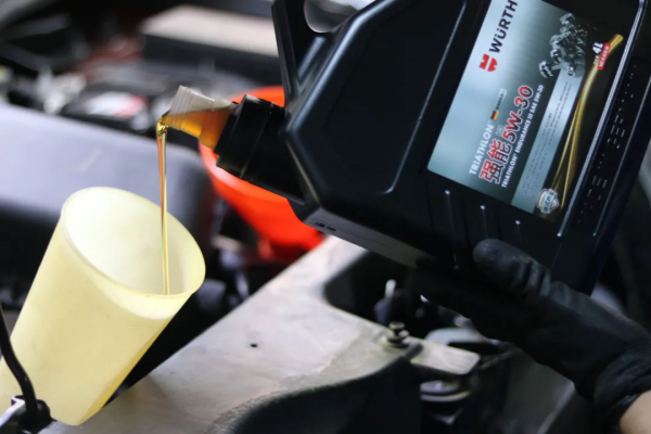 怪獸修車：翻新一輛&quot;破舊&quot;的二手福特探險者，最終&quot;舊車&quot;變新車