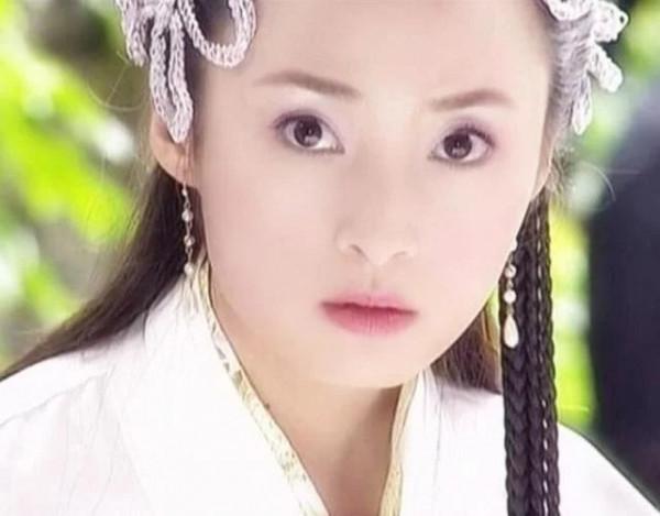 演技大爆發，這6位一人分飾多角出神入化，性格迥異讓人眼前一亮