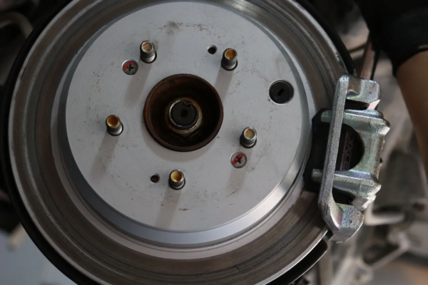 「情懷玩車」2005年老款CRV翻新復活日記,至死返生,終成神話 「情懷玩車」2005年老款CRV翻新復活日記,至死返生,終成神話