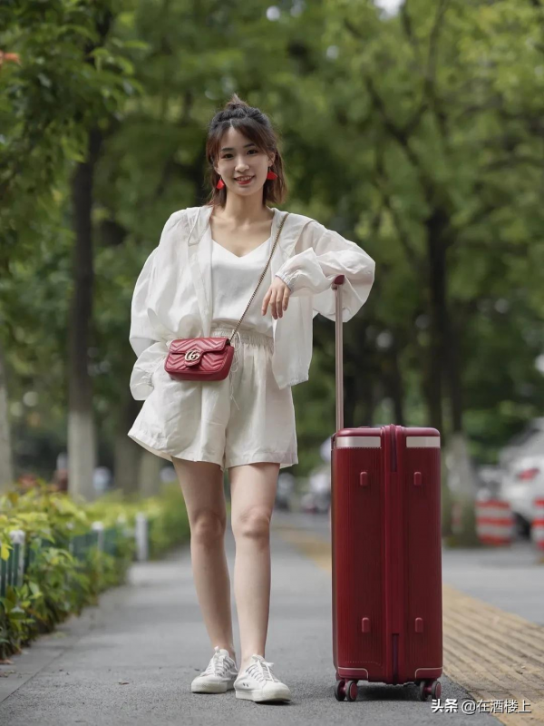 152cm的寶媽，基礎款也能穿出時髦感！小個子快來學