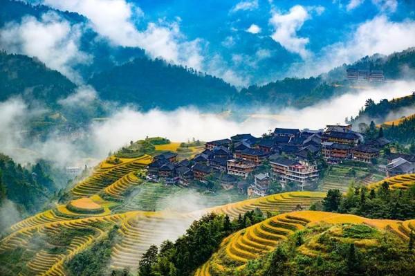 「廣西旅遊」廣西不僅有桂林山水甲天下，還有絕美的海岸線瀑布