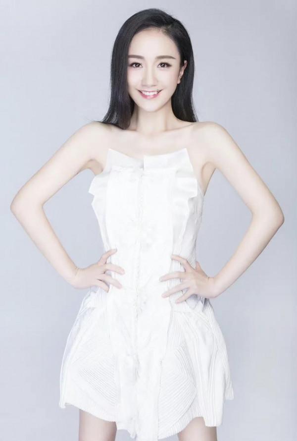 十位女星養眼美圖欣賞，個個美若天仙，你最喜歡誰呢？