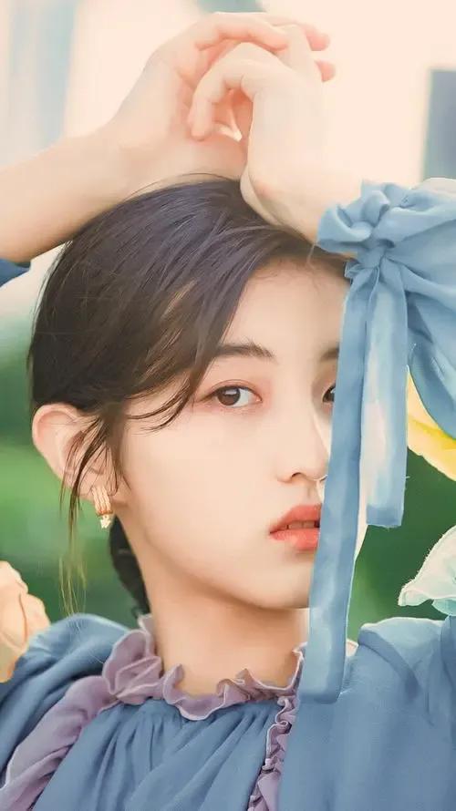 張子楓高畫質桌布：《我的姐姐》榮獲金雞獎六項提名，妹妹太厲害了