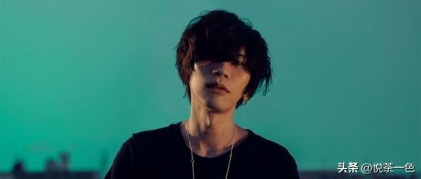 米津玄師為什麼遮右眼?米津玄師的歌曲風格為什麼那麼受歡迎? 米津玄師為什麼遮右眼?米津玄師的歌曲風格為什麼那麼受歡迎?