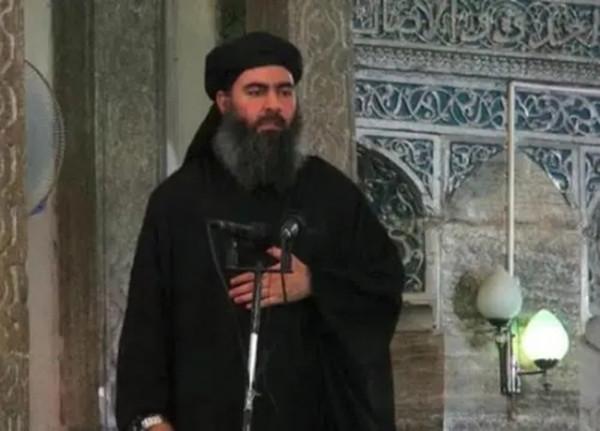 巴格達迪死亡細節：被軍犬撲倒，引爆炸彈背心，帶著2個孩子