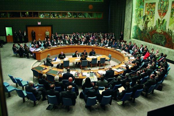 我國首枚洲際導彈發射，一個月後，位列聯合國五常