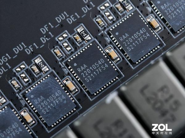 英特爾酷睿i9-12900K首測 技嘉超級雕Z690穩定輸出 英特爾酷睿i9-12900K首測 技嘉超級雕Z690穩定輸出