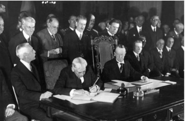 一戰結束後為何二十年左右就又爆發了二戰 一戰結束後為何二十年左右就又爆發了二戰