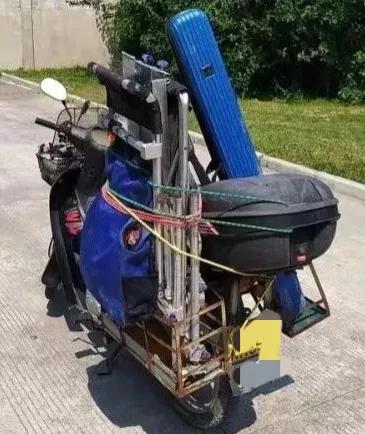 男子從不工作，釣魚釣了十多年，他的經歷比你想象的要複雜