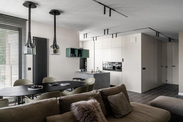 這位男業主的小公寓，裝修簡約大方，一進門就被吸引住了