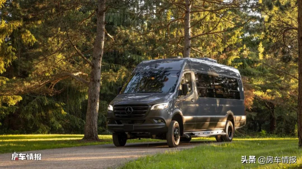 賓士四驅越野房車，3.0T柴油配7AT動力猛，主臥像青年旅館有創意