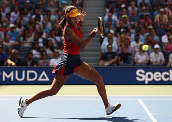 華裔少女美網奪冠後,她能賺到多少錢? 華裔少女美網奪冠後,她能賺到多少錢?