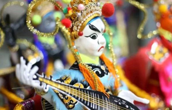 中國葬禮紙紮,榮登巴黎藝術展,法國人不禁感嘆:中國人太浪漫了 中國葬禮紙紮,榮登巴黎藝術展,法國人不禁感嘆:中國人太浪漫了