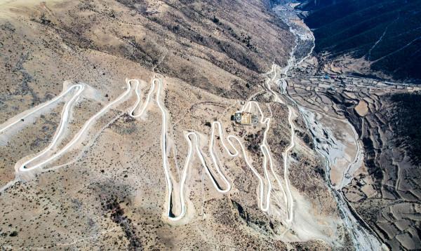 昌都自駕遊第一天:重慶飛邦達,逛古村、泡溫泉,疑似拍到藏羚羊 昌都自駕遊第一天:重慶飛邦達,逛古村、泡溫泉,疑似拍到藏羚羊