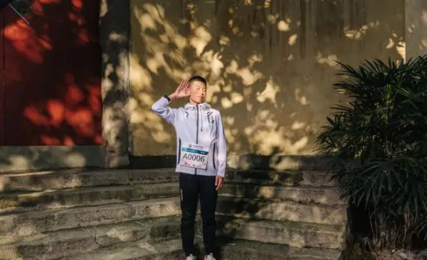 從收容車到殘運會冠軍,跑馬10年,他都經歷了什麼? 從收容車到殘運會冠軍,跑馬10年,他都經歷了什麼?