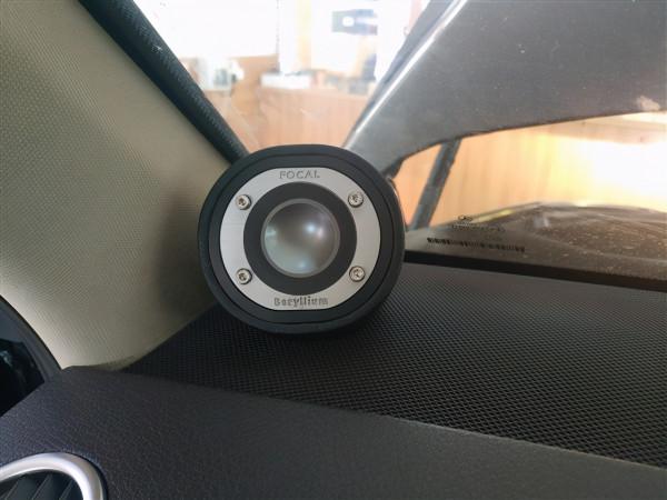 賓士GLK300音響改裝勁浪兩分頻,發燒改裝提升聽音快感 賓士GLK300音響改裝勁浪兩分頻,發燒改裝提升聽音快感