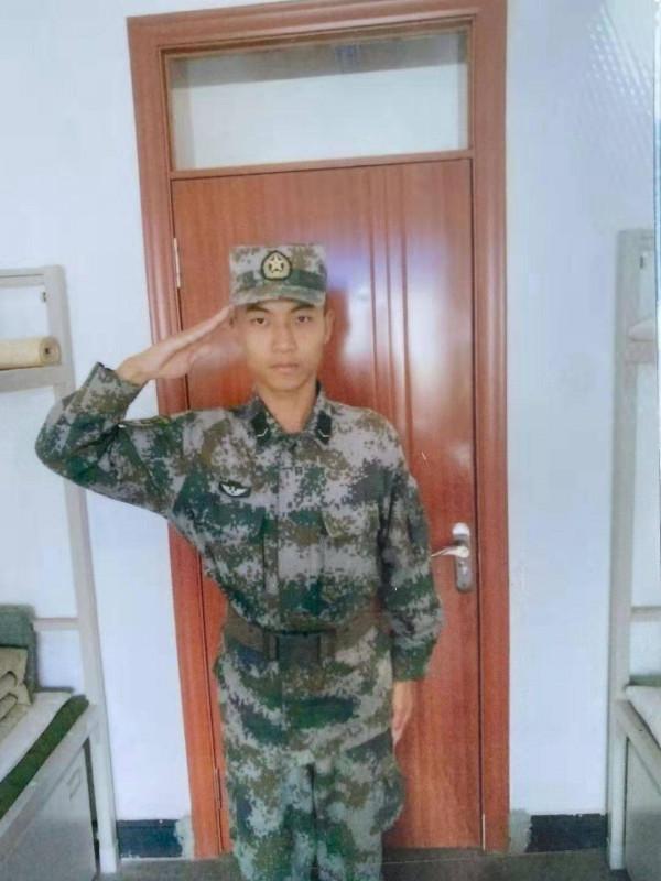 河南籍烈士王焯冉，24歲感動中國，74歲的奶奶還在等孫子回家看她