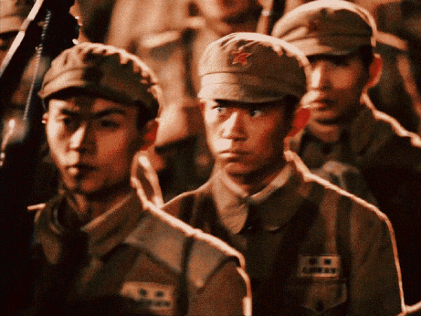 《長津湖》廣受好評，被譽為新“天花板”，片中卻也有3處瑕疵