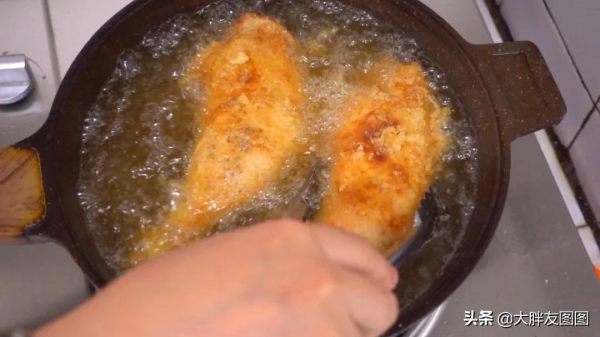 我不允許你錯過！大雞腿子這樣做絕！皮脆肉嫩，多汁鮮美，太香了