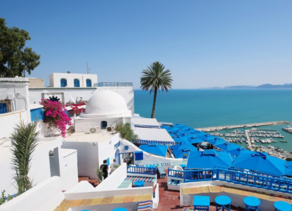 2011年利比亞撤僑,為何讓很多西方人羨慕?就連其媒體都誇讚中國 2011年利比亞撤僑,為何讓很多西方人羨慕?就連其媒體都誇讚中國