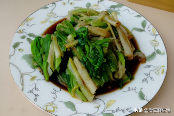 元旦將至，家宴準備3葷3素2點心，花錢少味道好，自己做吃著放心