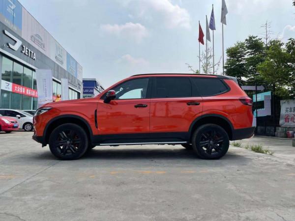 第三排空間大、能越野、能選5/6/7座,探店大通D90 Pro 第三排空間大、能越野、能選5/6/7座,探店大通D90 Pro