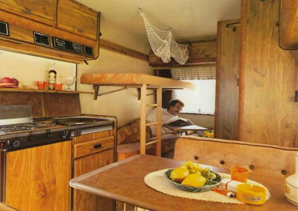 半個世紀前的房車長什麼樣子? 半個世紀前的房車長什麼樣子?