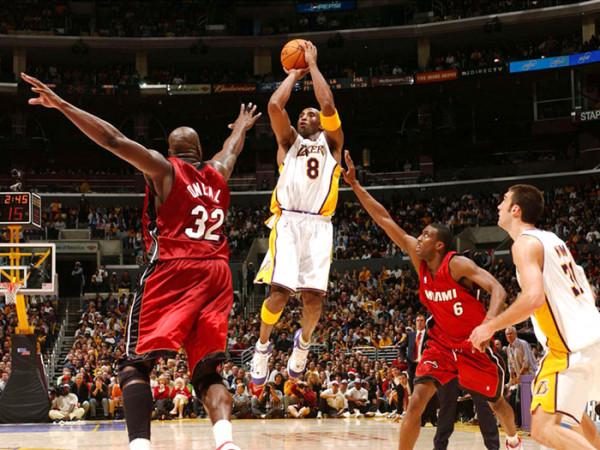 NBA榮譽大滿貫有多難?21世紀僅6人達成,小卡庫裡都不夠資格 NBA榮譽大滿貫有多難?21世紀僅6人達成,小卡庫裡都不夠資格