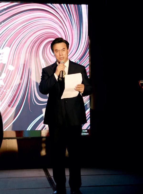 陳佩斯妹夫張山：因“趙子龍”大火，為照顧妻子和岳父母淡出熒幕