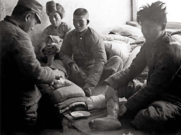 將軍孔俊彪回鄉，來完成50年前戰友的臨終囑託，不料戰友還活著