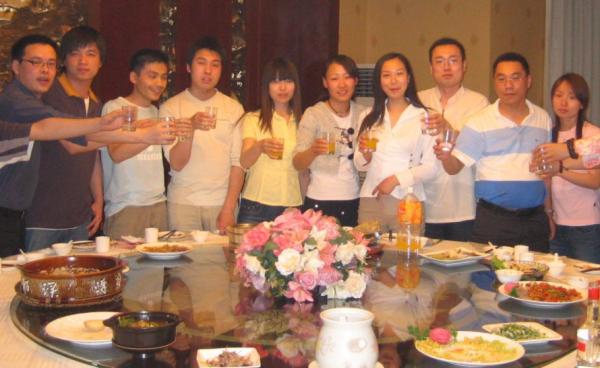 同學聚會上遇到這3件事,可能是有人“瞧不起”你,別被矇在鼓裡 同學聚會上遇到這3件事,可能是有人“瞧不起”你,別被矇在鼓裡