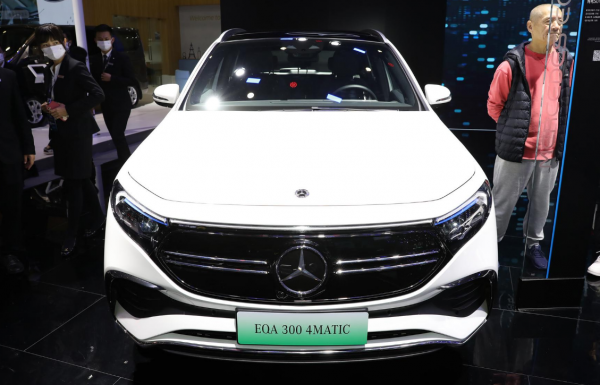 賓士第四款純電動車型來了!賓士EQA售價36.58萬,續航可達537km 賓士第四款純電動車型來了!賓士EQA售價36.58萬,續航可達537km