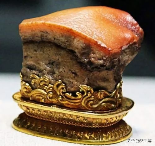 1997年他在內蒙用150元買下一塊石頭,4年後價格漲到9600萬 1997年他在內蒙用150元買下一塊石頭,4年後價格漲到9600萬