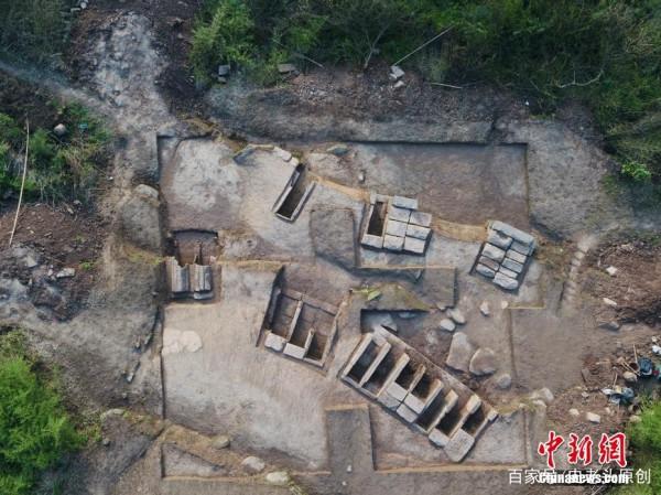 放羊老人尋找走失的羊,無意間發現深藏千年古墓,竟然沒有寶藏? 放羊老人尋找走失的羊,無意間發現深藏千年古墓,竟然沒有寶藏?