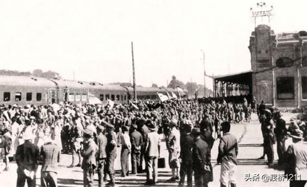 哈爾濱火車站，百張歷史老照片，四代站舍更替，你不一定見過