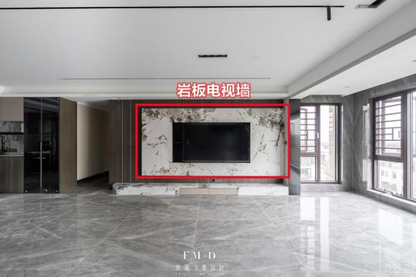 比起大理石我更喜歡巖板，能上牆能鋪樓梯，花紋漂亮規格大也耐磨