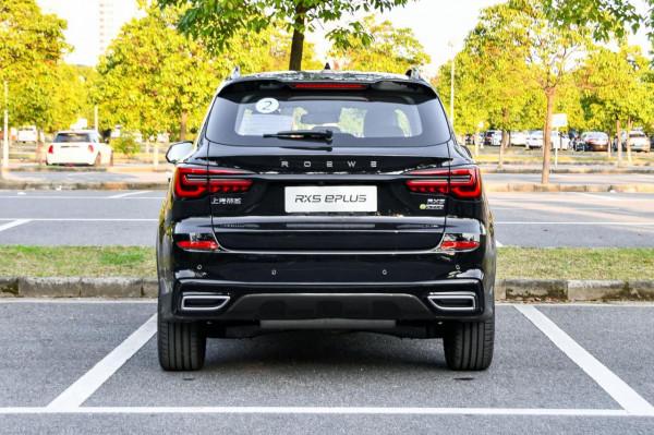 榮威eRX5：插電式混合動力，配1&period;5T&plus;AMT，造型時尚，售價16&period;28萬