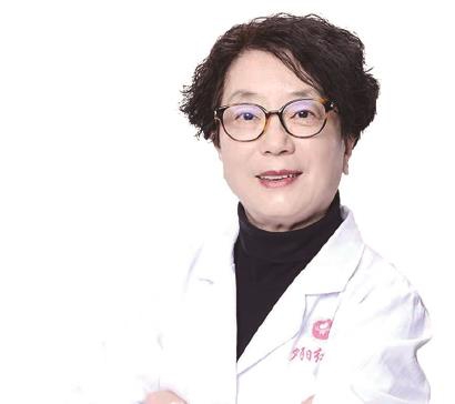 上海夕陽紅口腔門診部主任石亦華提醒老年人 安裝假牙不妨留住“老殘牙” 上海夕陽紅口腔門診部主任石亦華提醒老年人 安裝假牙不妨留住“老殘牙”